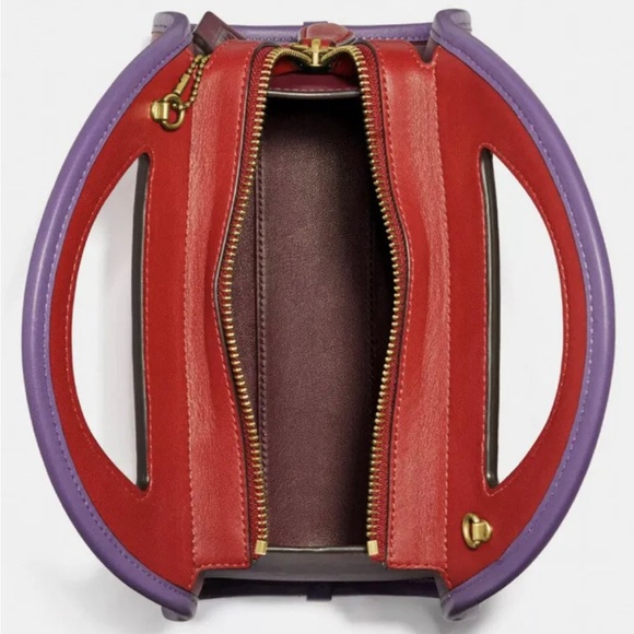 Coach Done Handbag $395 SOLD OUT - Picture 7 of 9